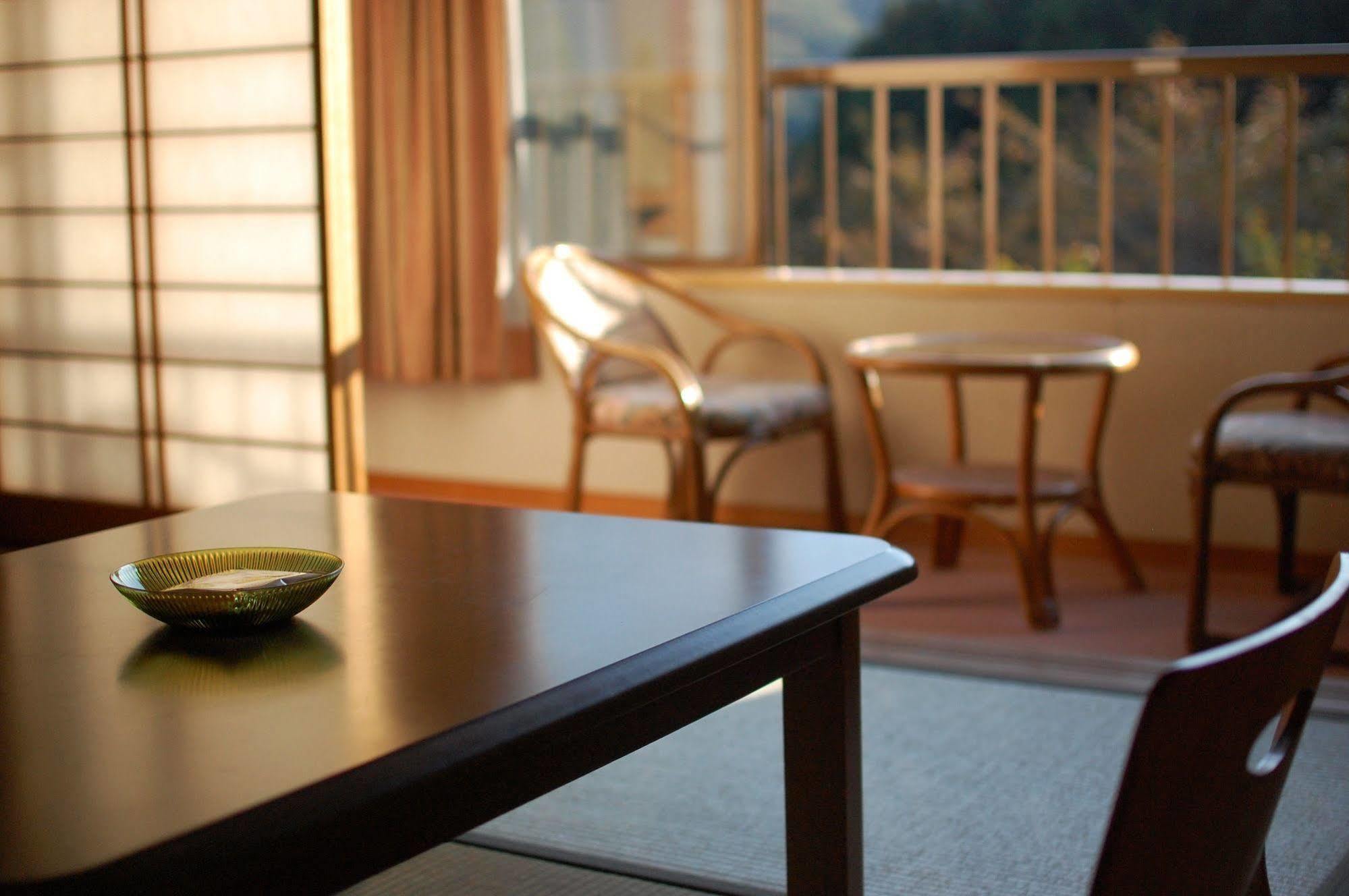 Sawatari Onsen Miyataya Ryokan Nakanojo Ngoại thất bức ảnh